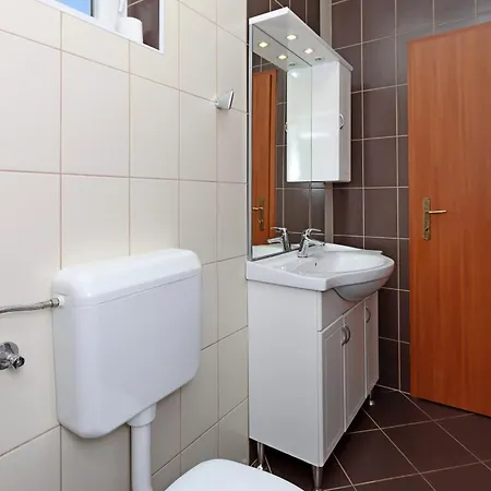 Seaside House For Families With Children Barbat, Rab - 22294 Ραμπ