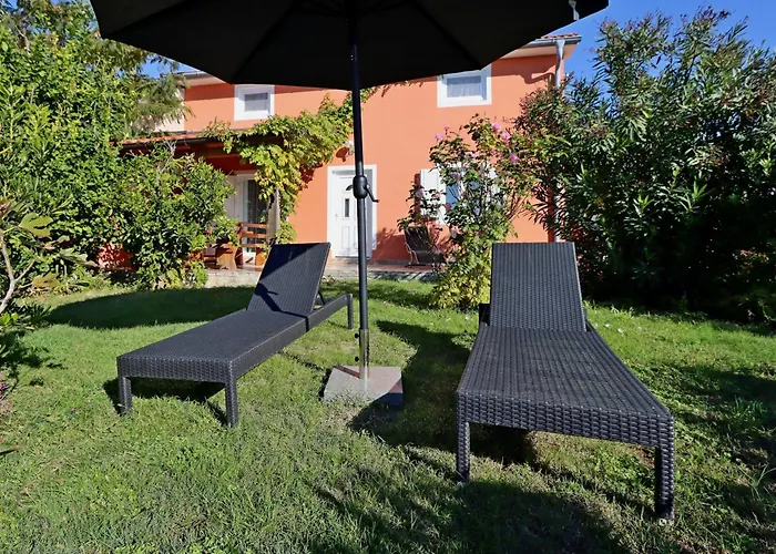 Seaside House For Families With Children Barbat, Rab - 22294