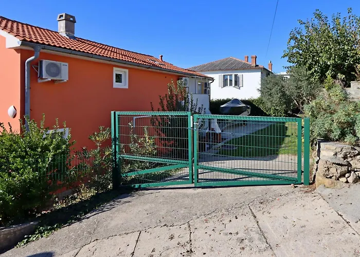 Seaside House For Families With Children Barbat, Rab - 22294 * Rab Town